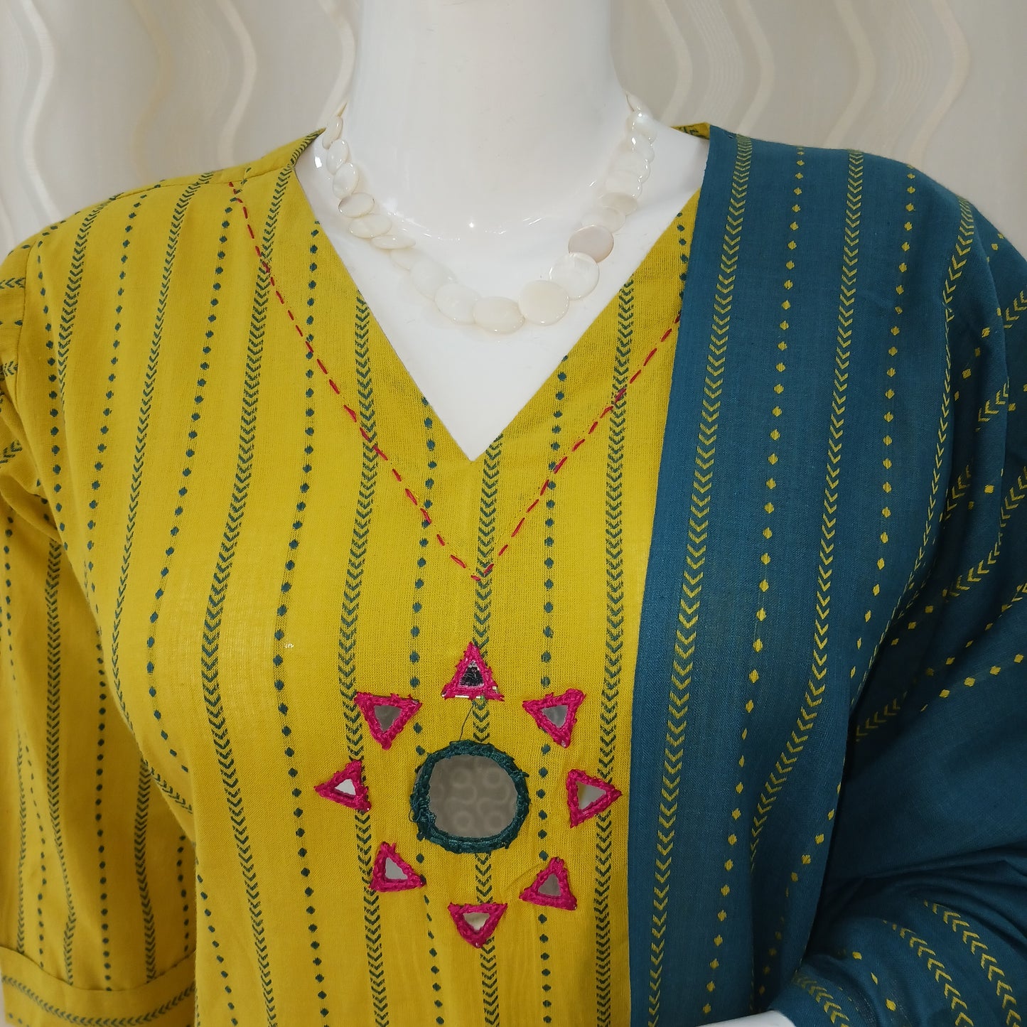 Straight Cut 3-Piece Suit with Dupatta and 3/4 Sleeves