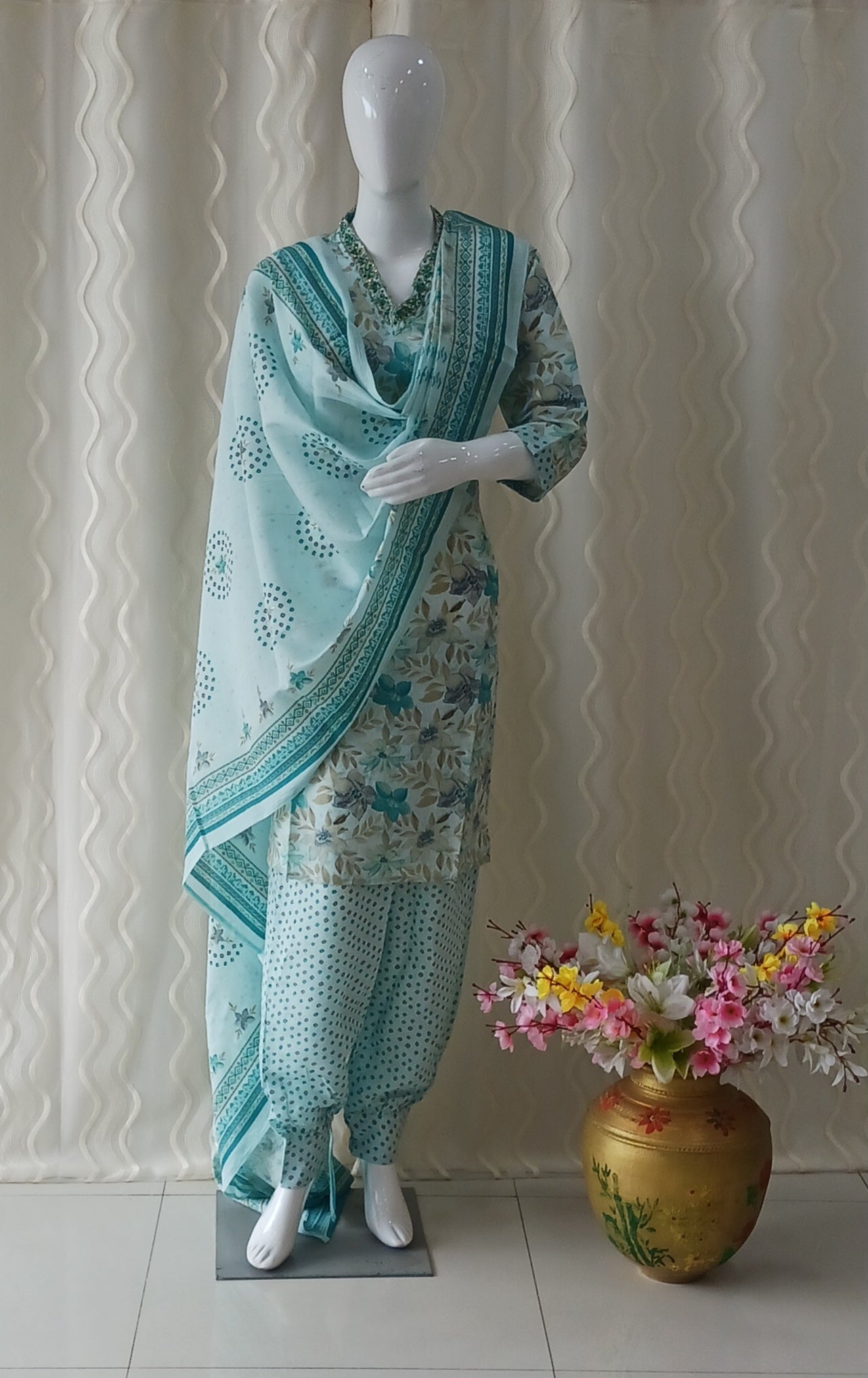 Straight Cut 3-Piece Suit with Dupatta and 3/4 Sleeves