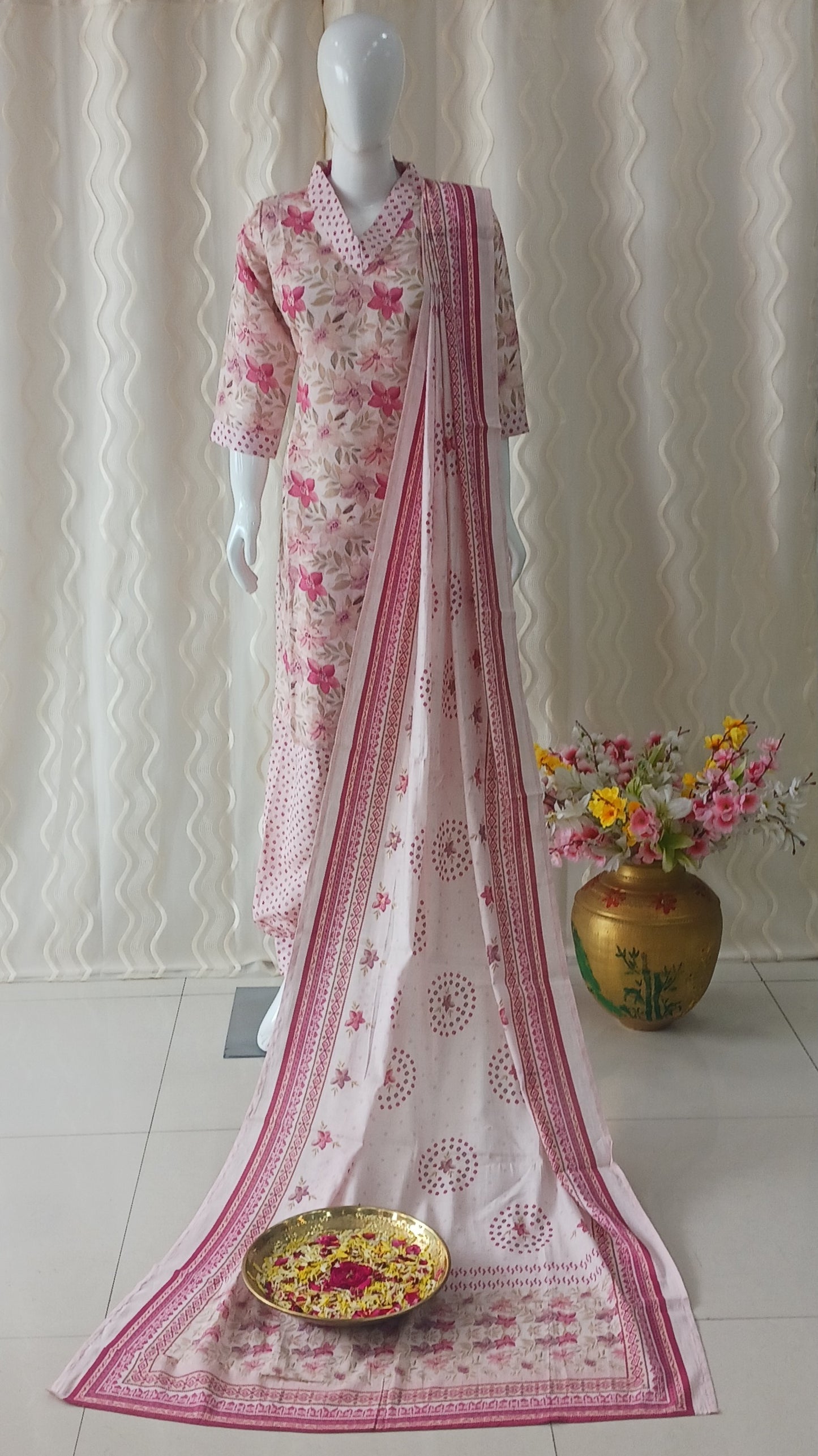 Straight Cut 3-Piece Suit with Dupatta and 3/4 Sleeves