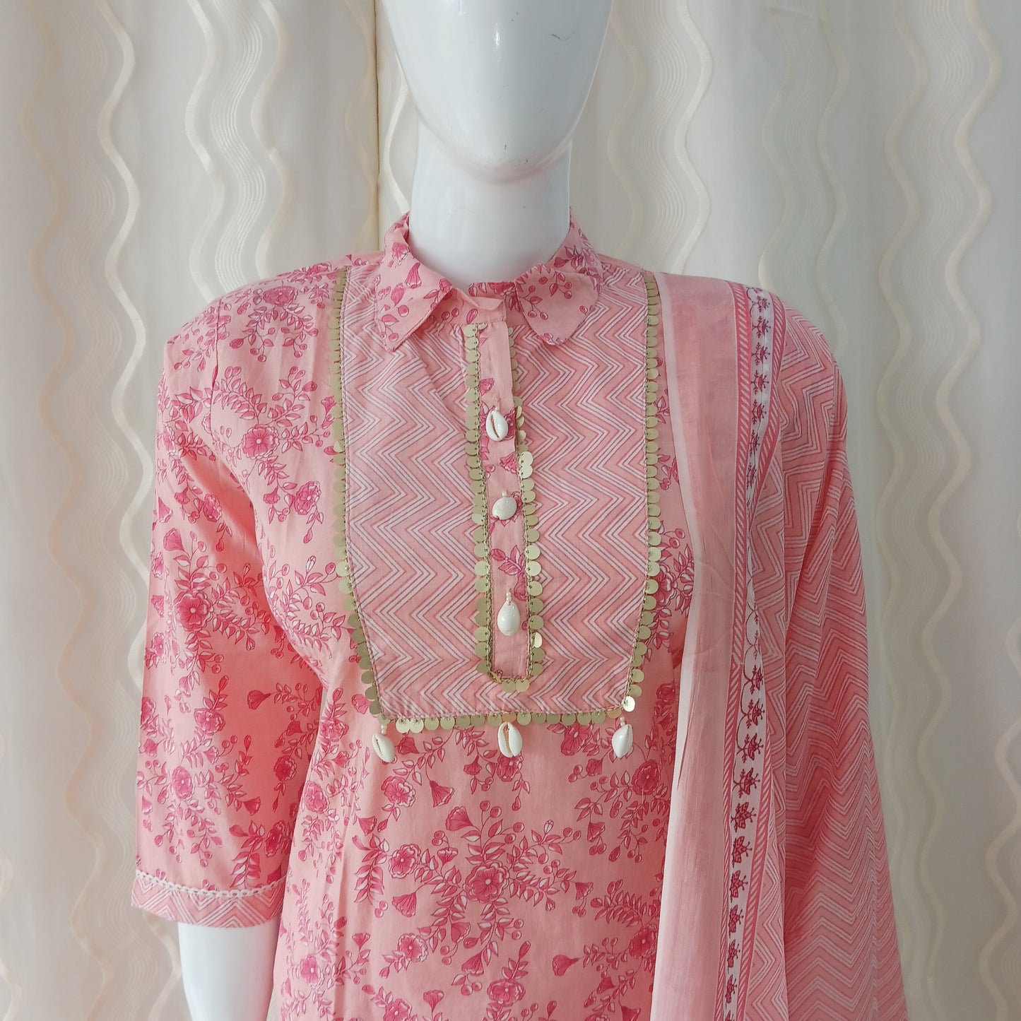 Straight Cut 3-Piece Suit with Dupatta and 3/4 Sleeves