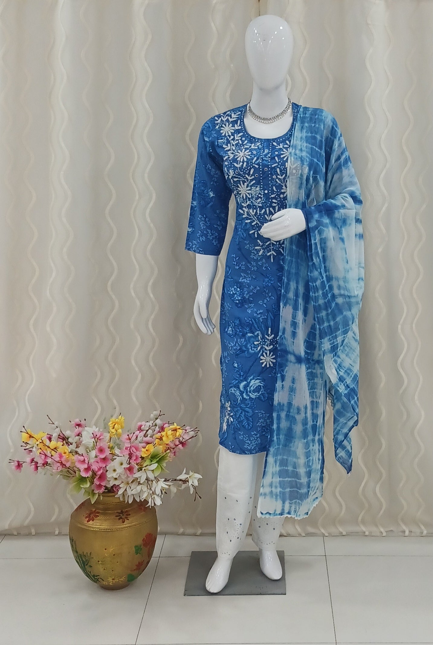 Straight Cut 3-Piece Suit with Dupatta and 3/4 Sleeves