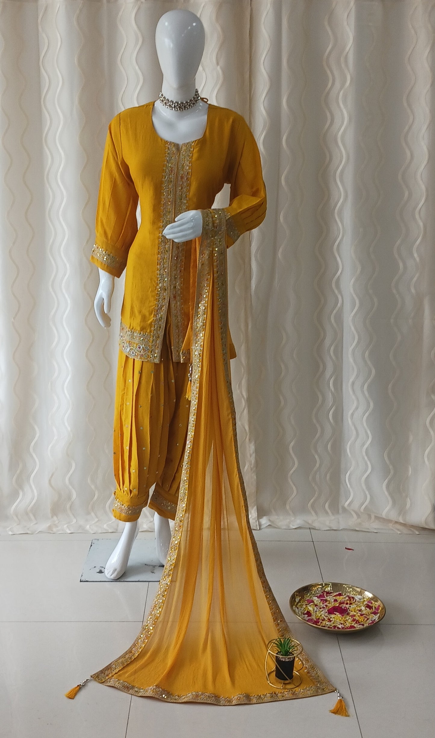 Straight Cut Kaftan Pant 3-Piece Suit with Dupatta and 3/4 Sleeves