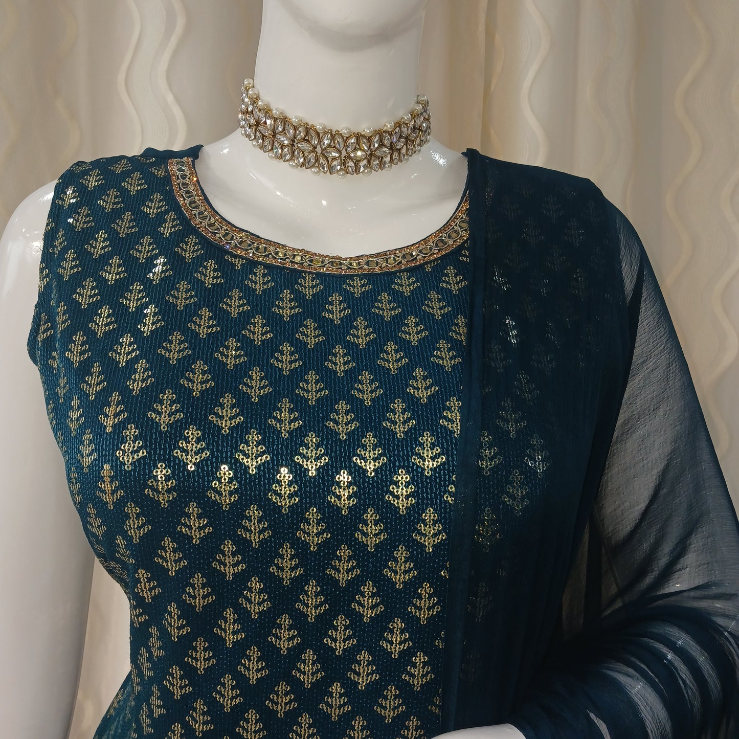 Straight Cut Garara 3-Piece Suit with Dupatta and Detachable Sleeves