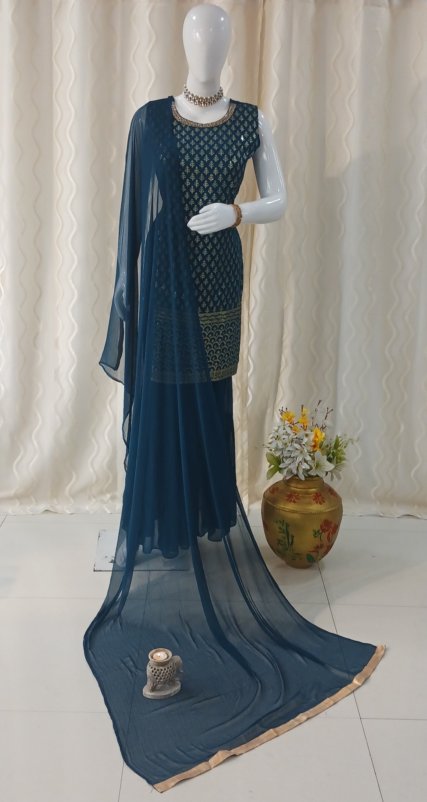 Straight Cut Garara 3-Piece Suit with Dupatta and Detachable Sleeves