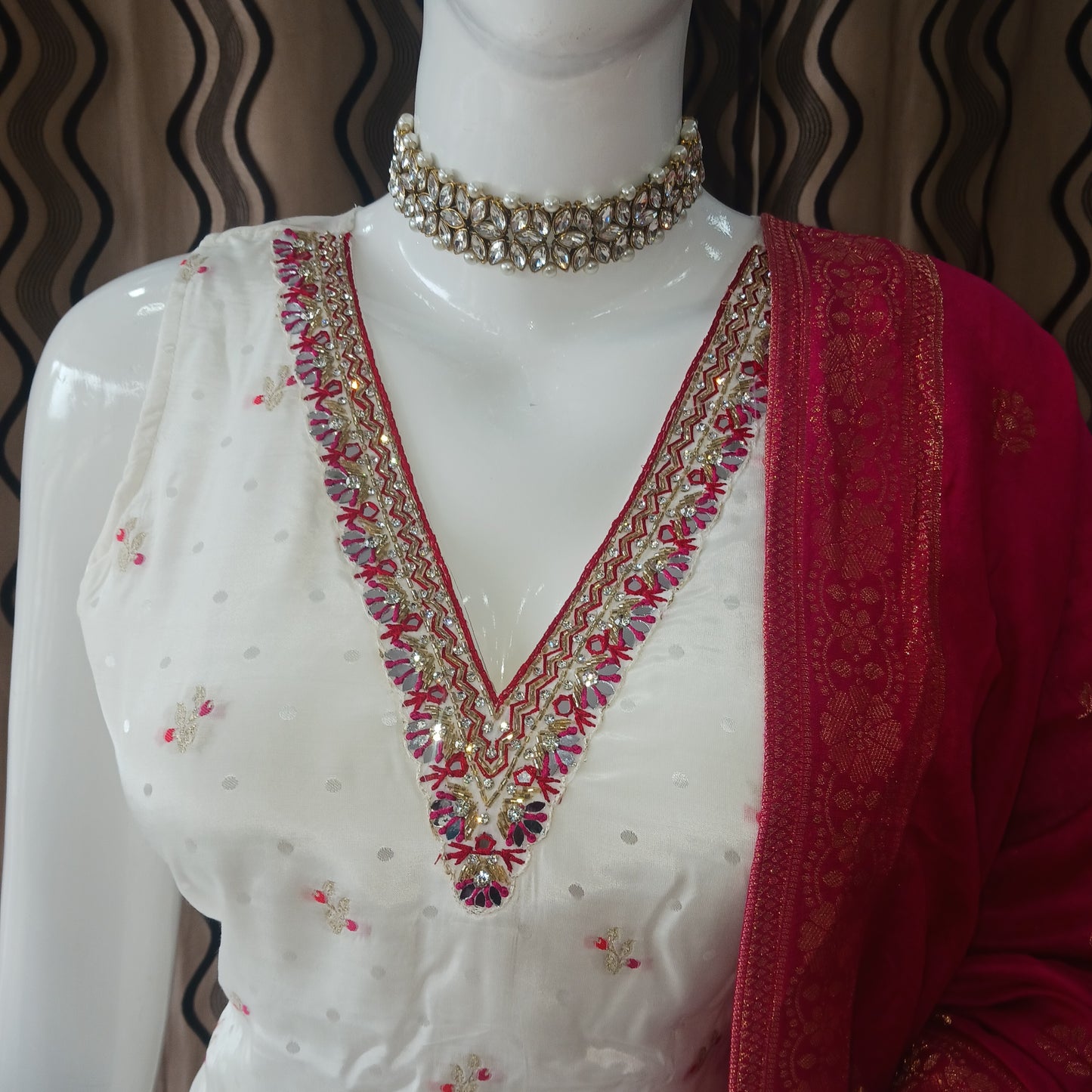 Straight Cut 3-Piece Suit with Dupatta and Detachable Sleeves