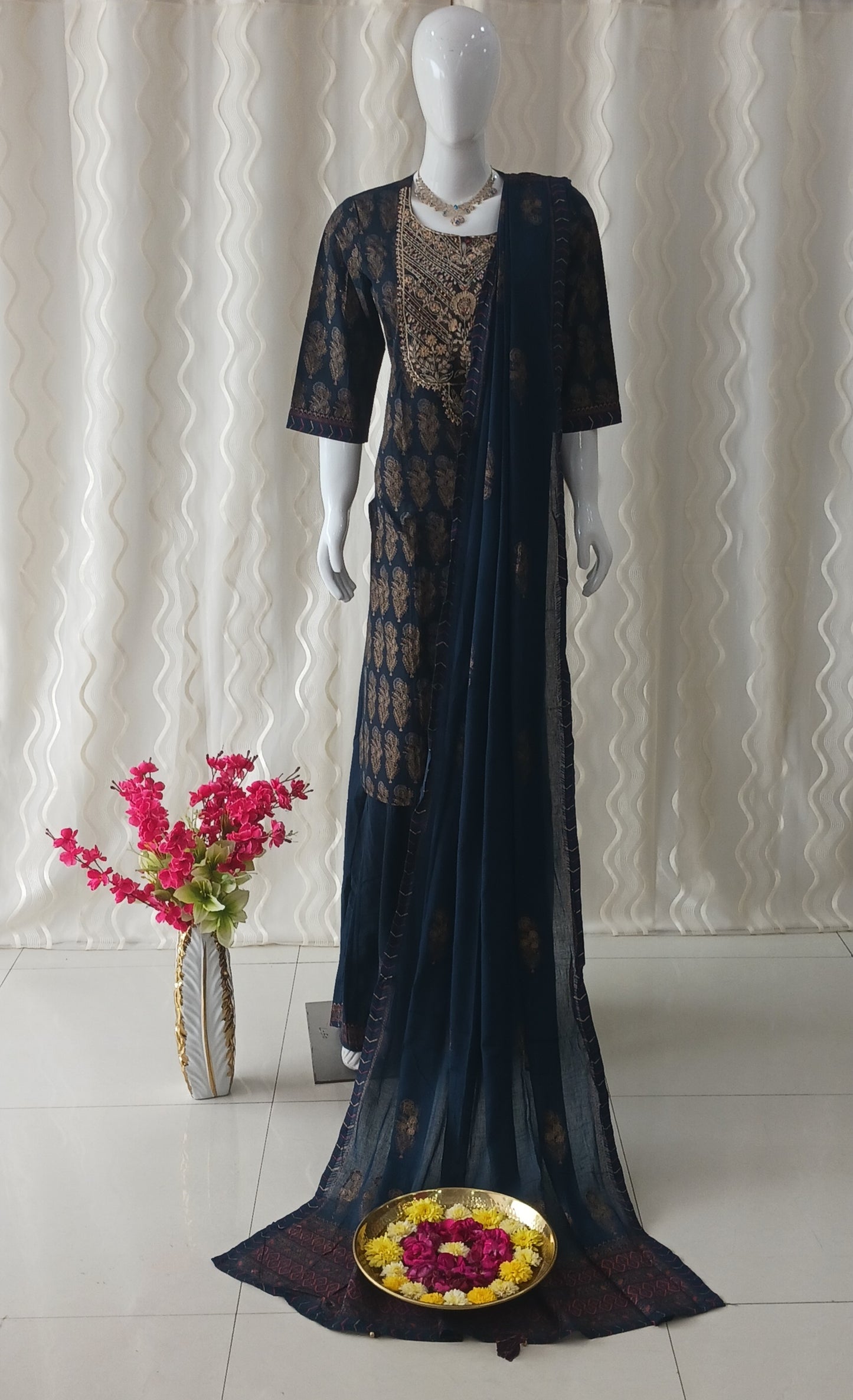 Straight Cut plazo pant 3-Piece Suit with Dupatta and Sleeveless with Attached Sleeves.