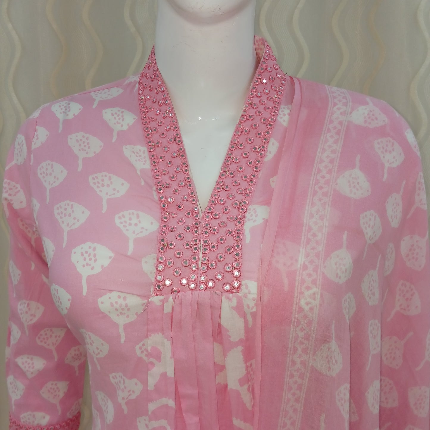 Anarkali Cut 3-Piece Suit with Dupatta and 3/4 Sleeves.
