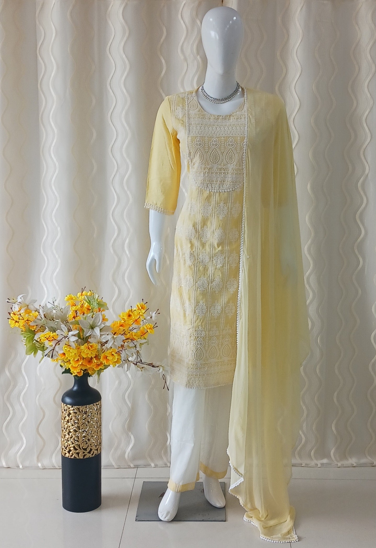 Straight Cut 3-Piece Suit with Dupatta and 3/4 Sleeves