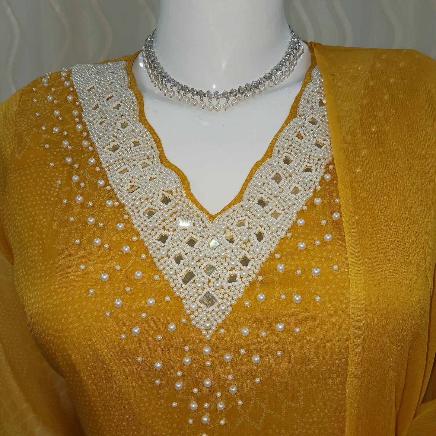 Straight Cut 3-Piece Suit with Dupatta and 3/4 Sleeves