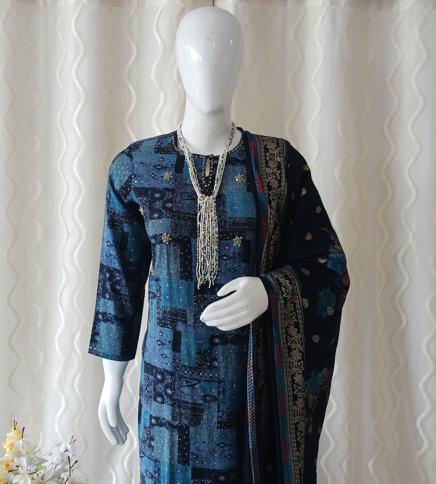 Straight Cut 3-Piece Suit with Dupatta and 3/4 Sleeves