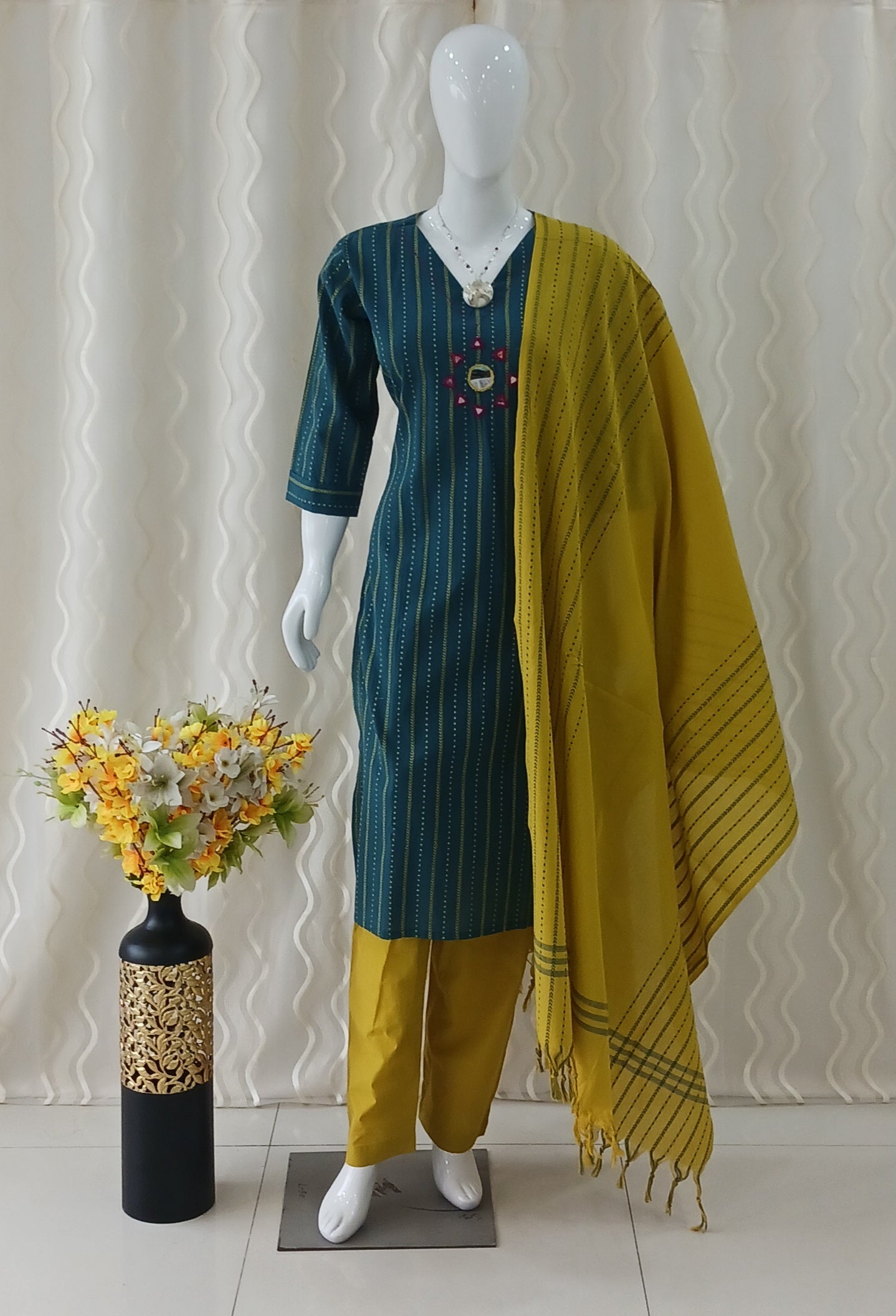 Straight Cut 3-Piece Suit with Dupatta and 3/4 Sleeves