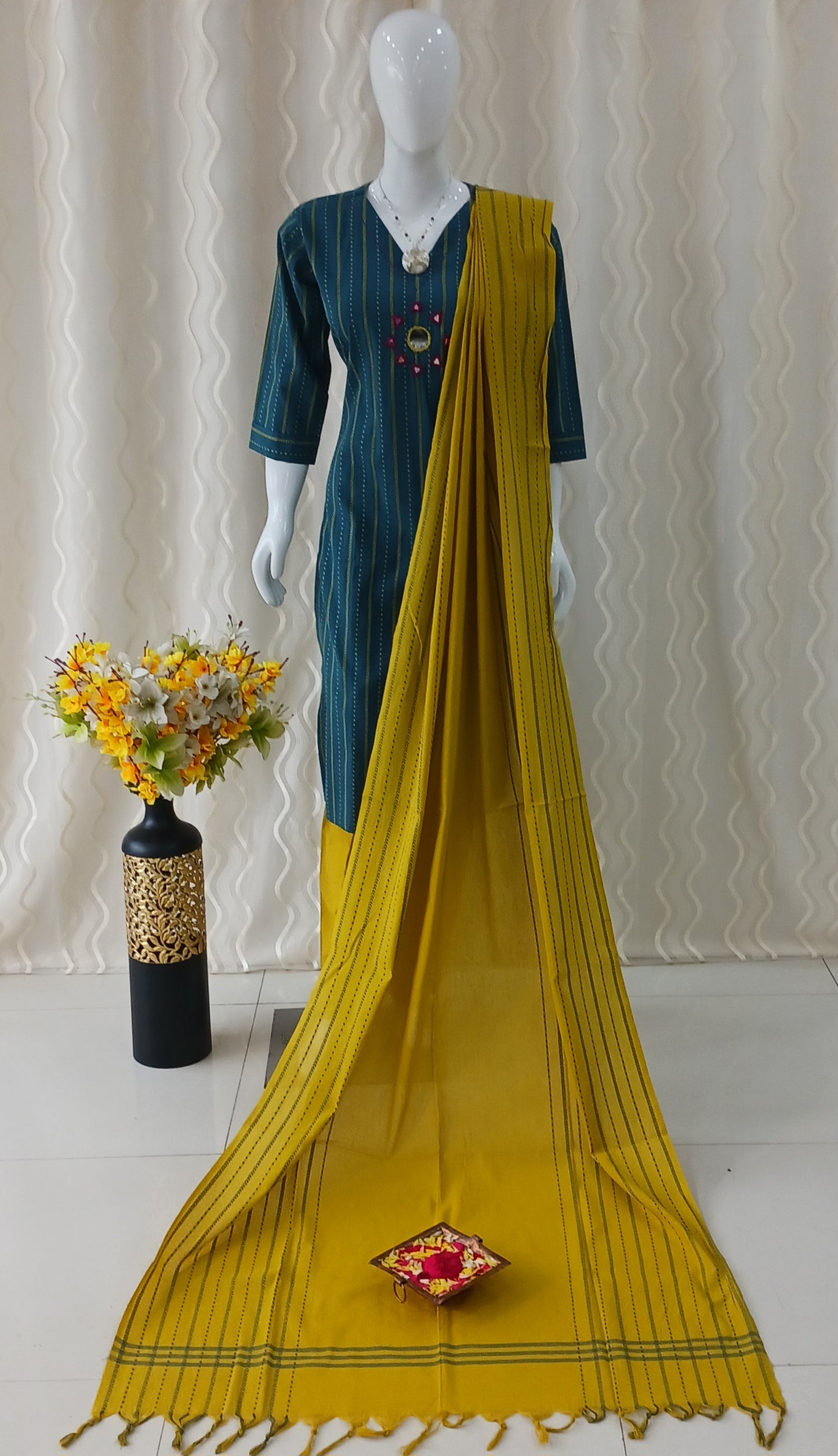 Straight Cut 3-Piece Suit with Dupatta and 3/4 Sleeves
