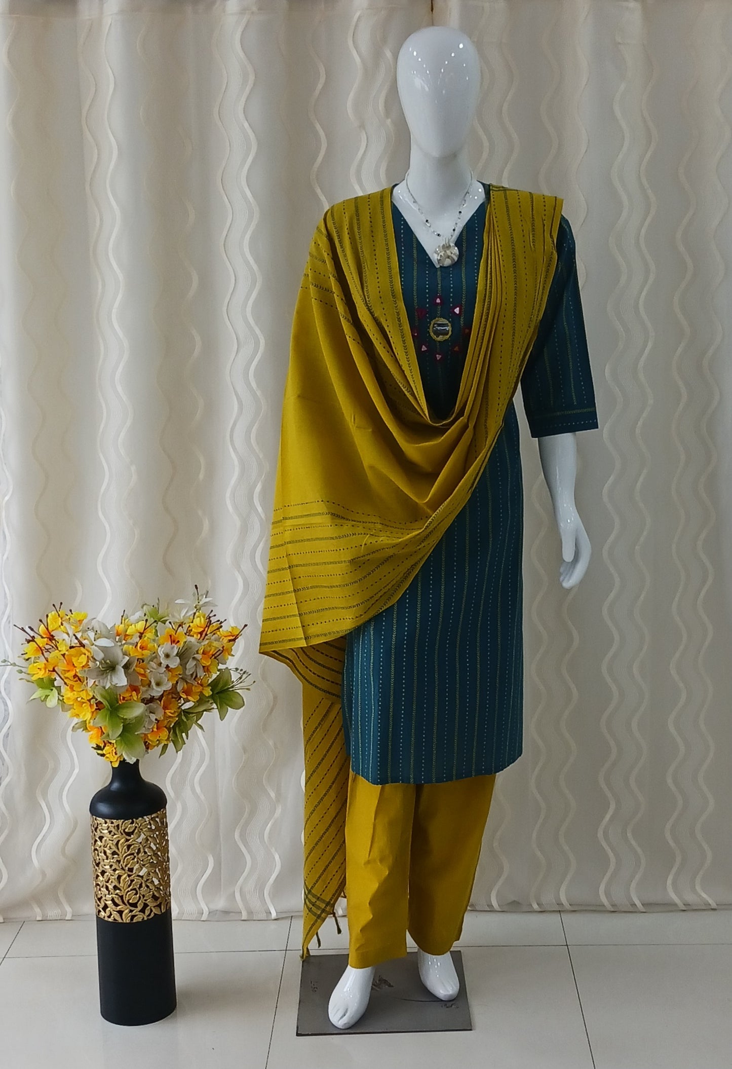 Straight Cut 3-Piece Suit with Dupatta and 3/4 Sleeves