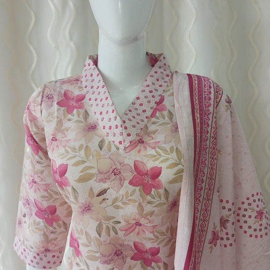 Straight Cut 3-Piece Suit with Dupatta and 3/4 Sleeves