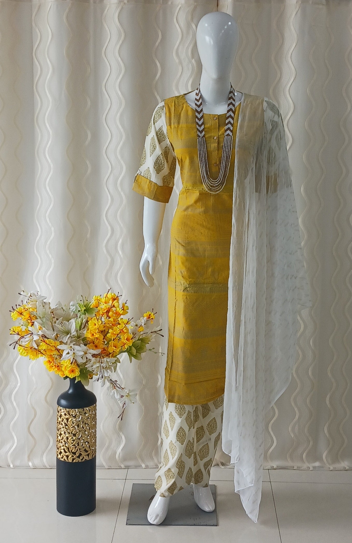 Straight Cut 3-Piece Suit with Dupatta and 3/4 Sleeves