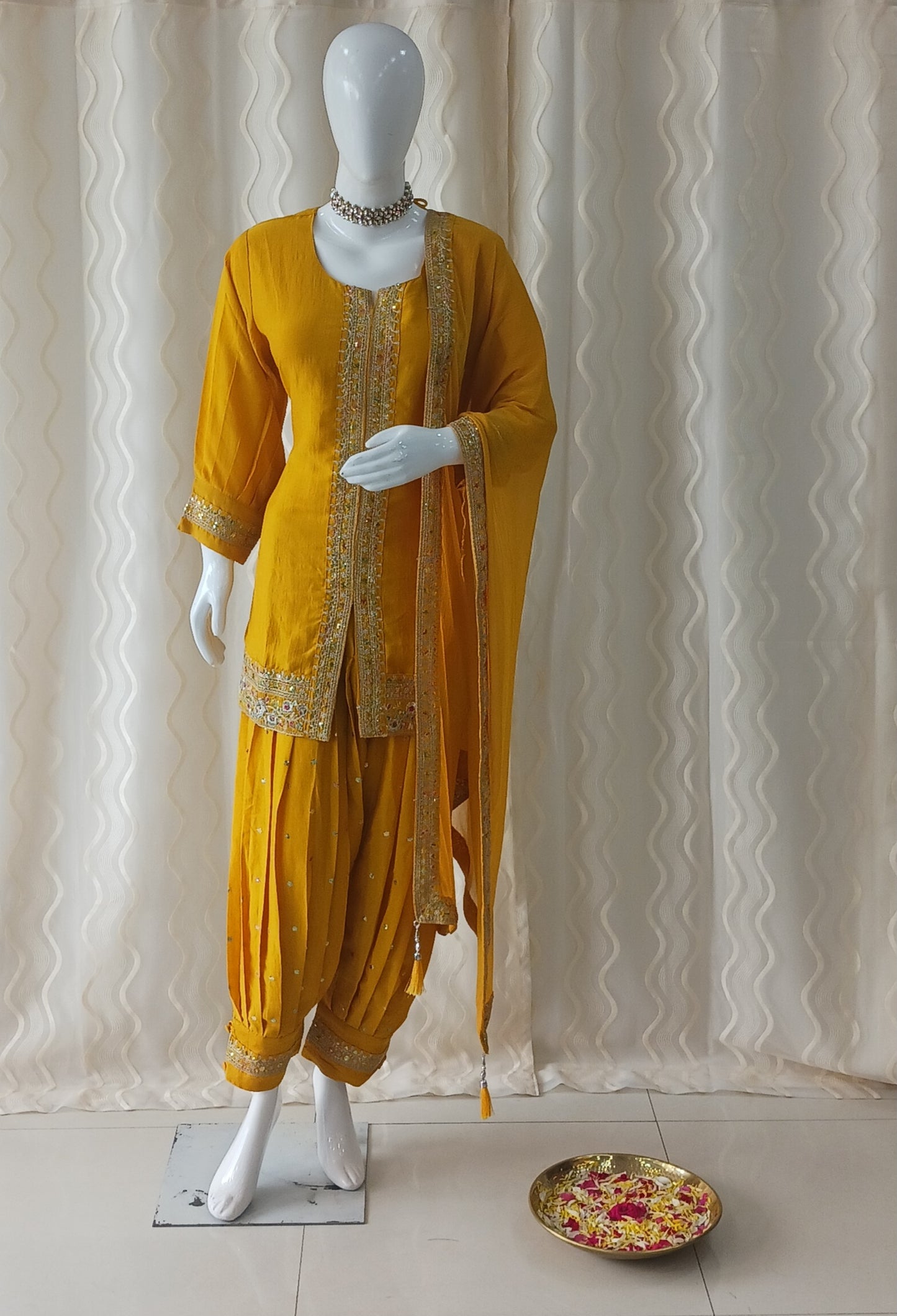 Straight Cut Kaftan Pant 3-Piece Suit with Dupatta and 3/4 Sleeves
