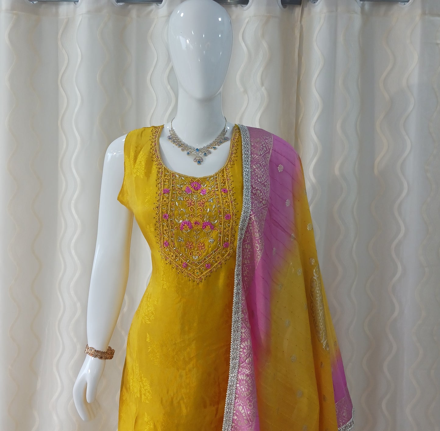 Straight Cut 3-Piece Suit with Netted Work Dupatta and Attached Sleeves