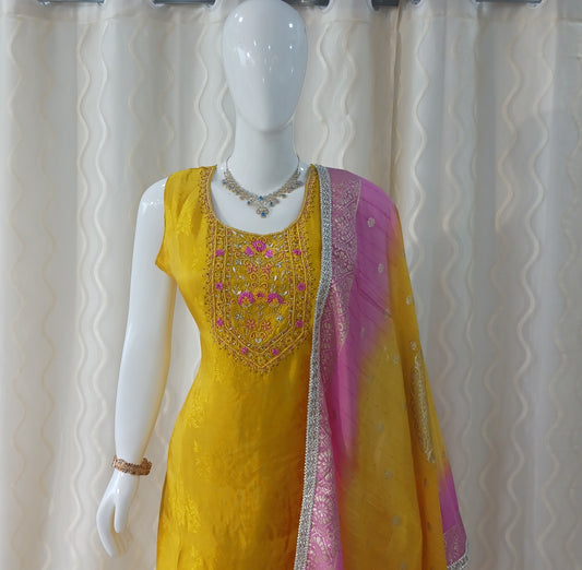 Straight Cut 3-Piece Suit with Netted Work Dupatta and Attached Sleeves