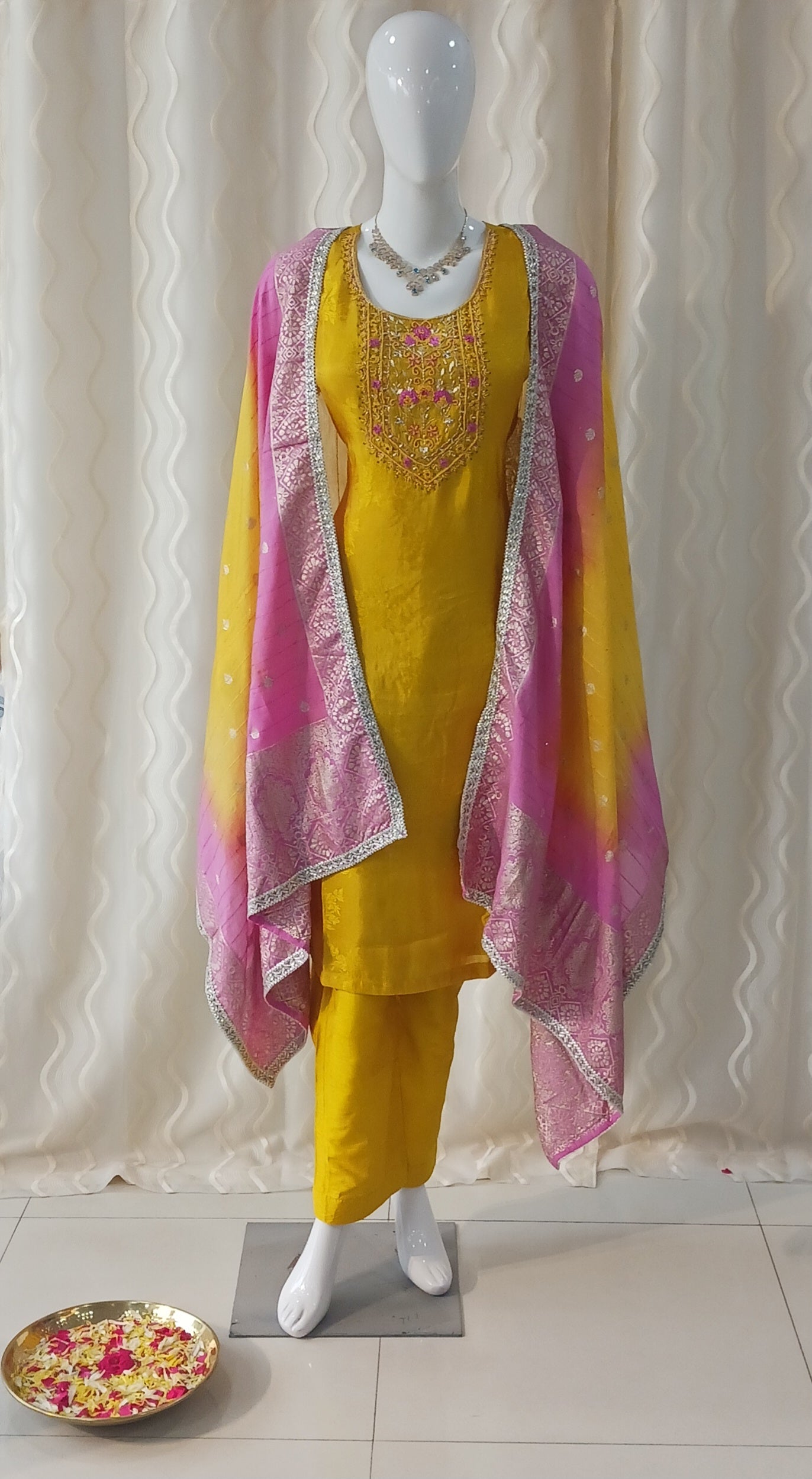 Straight Cut 3-Piece Suit with Netted Work Dupatta and Attached Sleeves