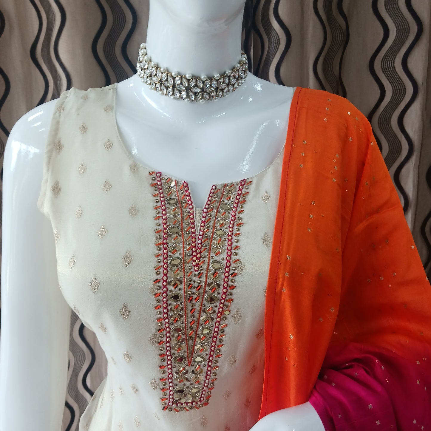 Straight Cut 3-Piece Suit with Dupatta and Detachable Sleeves