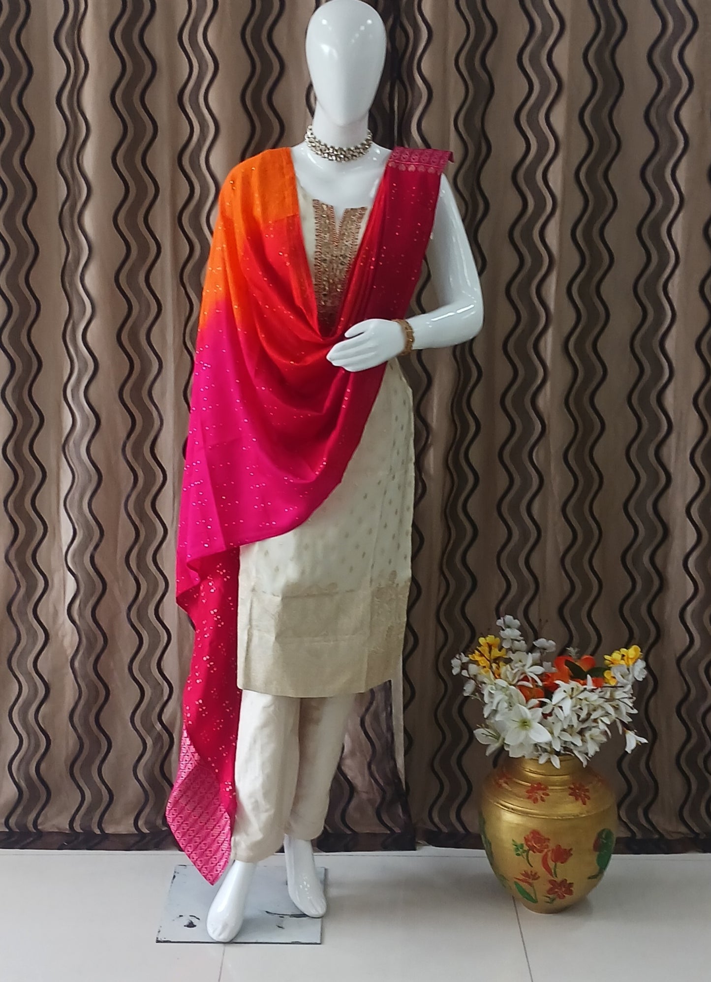 Straight Cut 3-Piece Suit with Dupatta and Detachable Sleeves