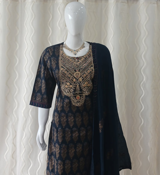 Straight Cut plazo pant 3-Piece Suit with Dupatta and Sleeveless with Attached Sleeves.