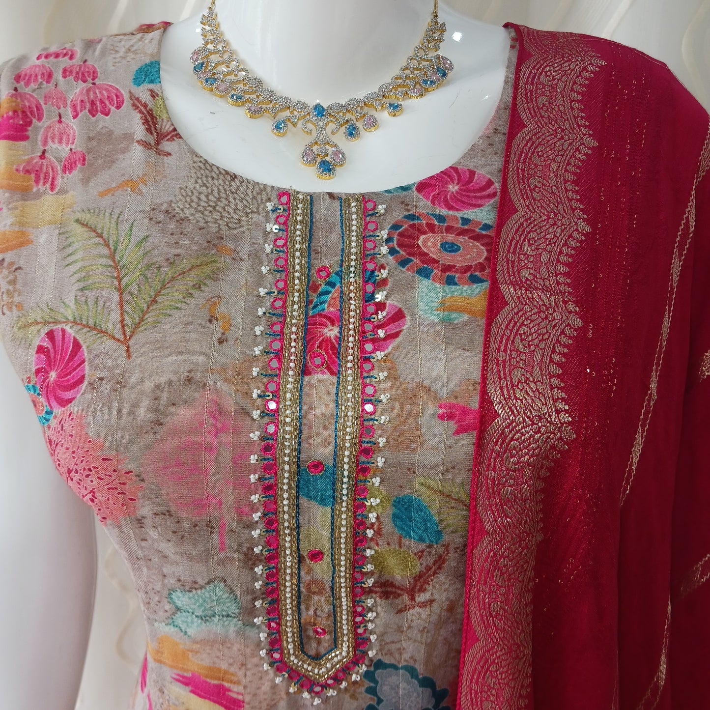 Pink Straight Cut 3-Piece Suit with Duppatta and Sleeveless with Attached Sleeves