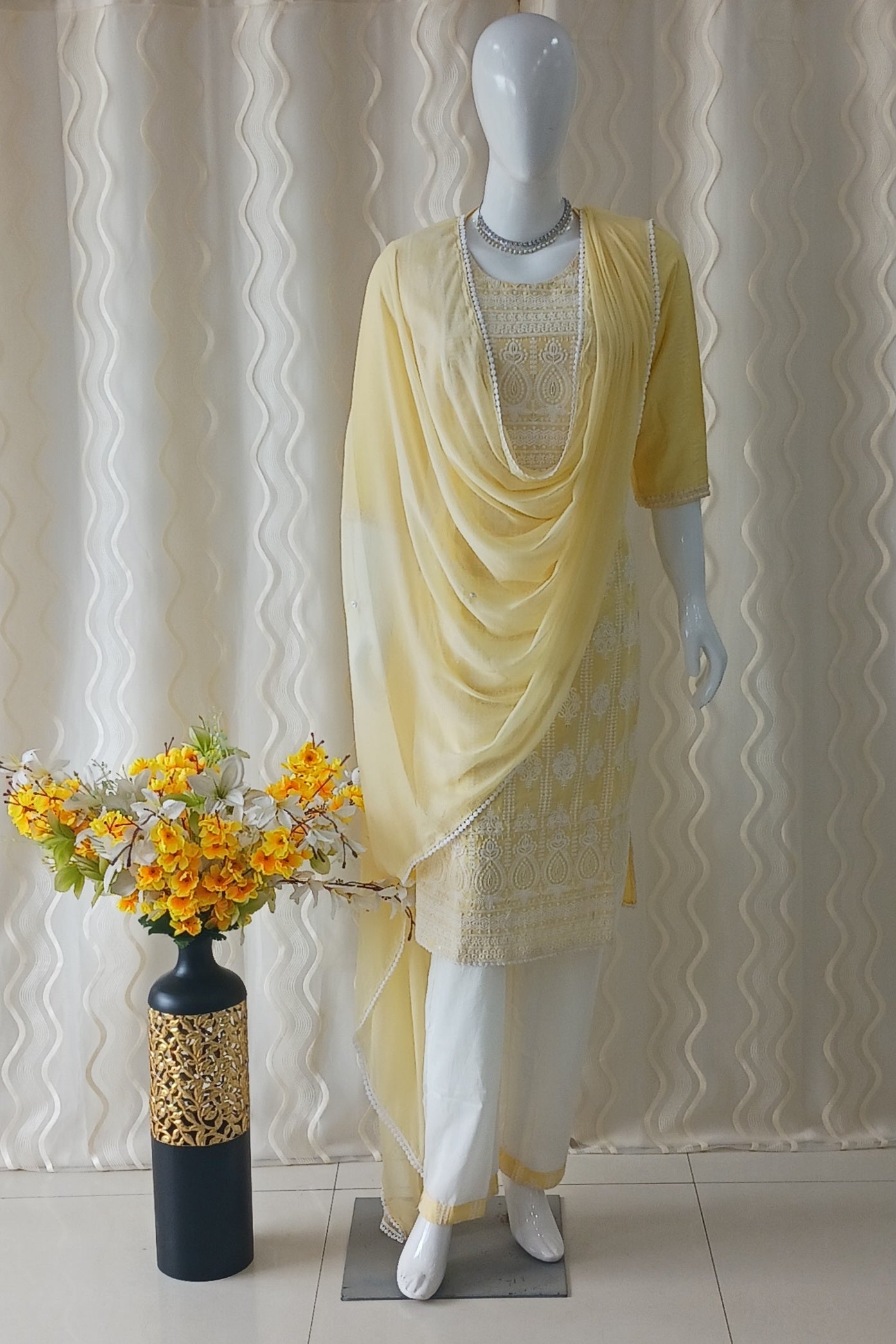 Straight Cut 3-Piece Suit with Dupatta and 3/4 Sleeves