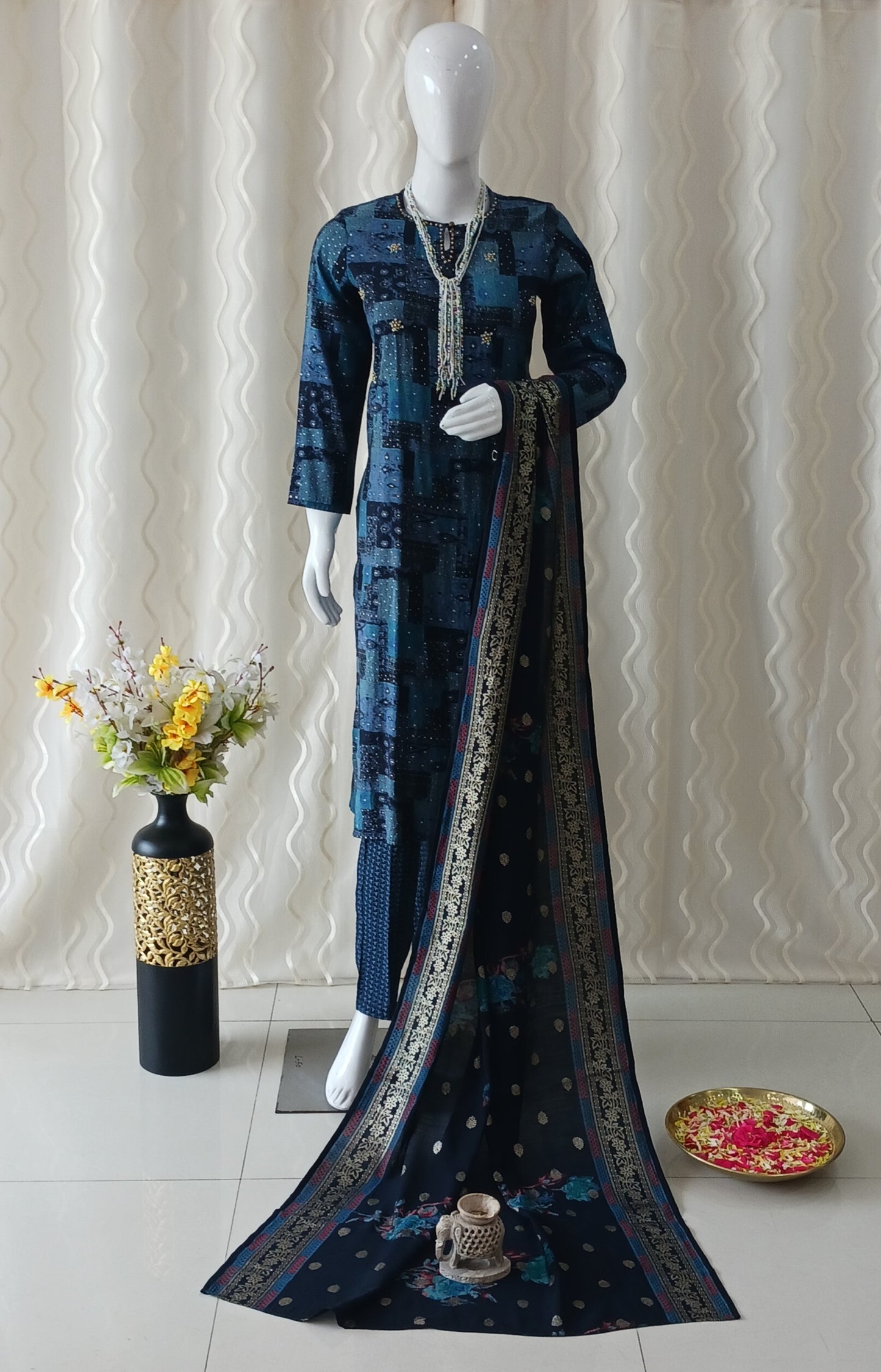 Straight Cut 3-Piece Suit with Dupatta and 3/4 Sleeves